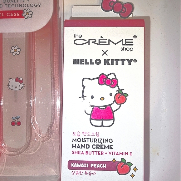 The Creme Shop x Hello Kitty Hand Creme & Glass Nail File Gift Set - Picture 3 of 7
